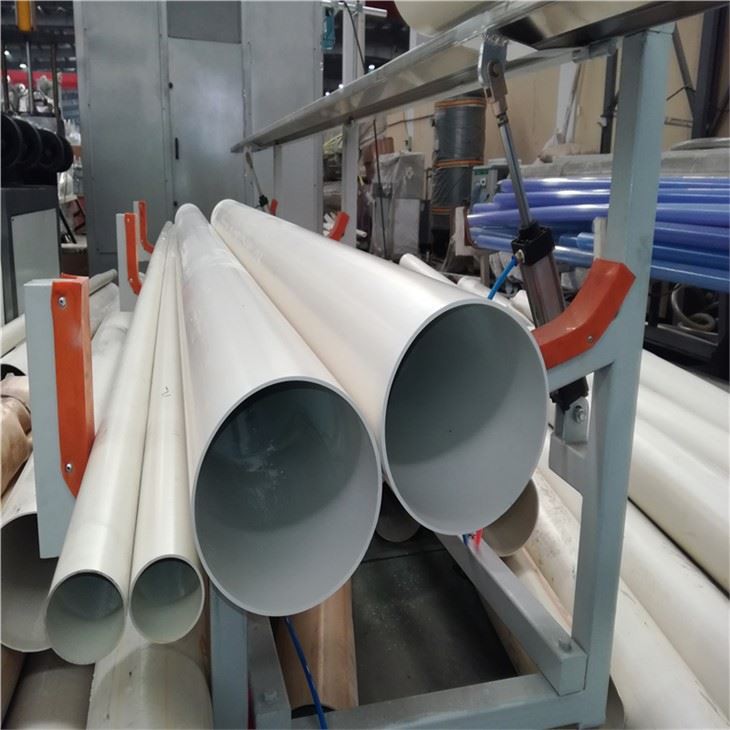 Plastic PPR Cold Hot Water Pipe Extrusion Production Line Machine til salgs